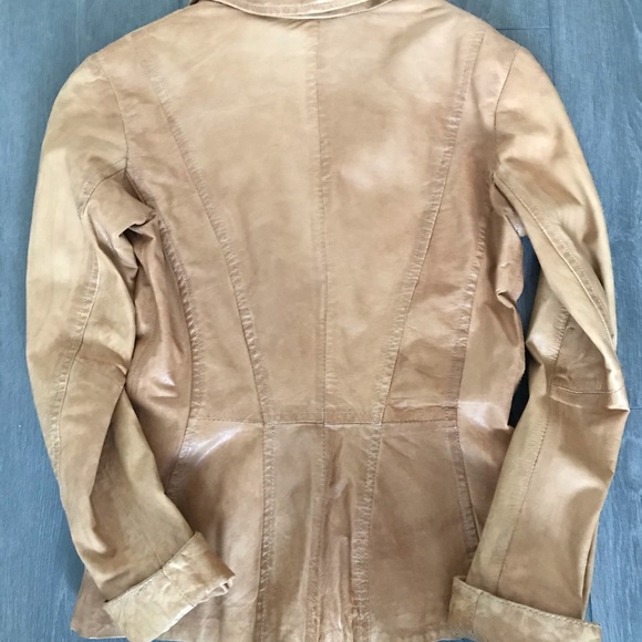 Danier leather jacket - Picture 4 of 4